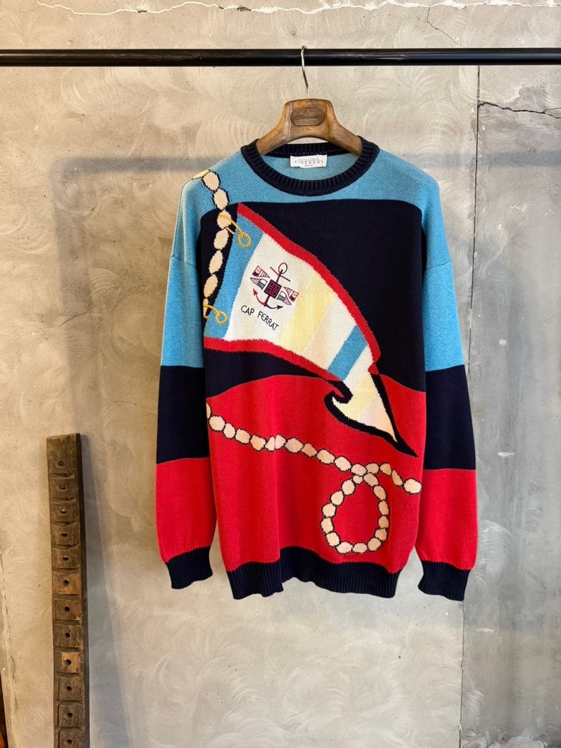 지방시 젠틀맨 아카이브 램스울 니트 105 상품이미지1