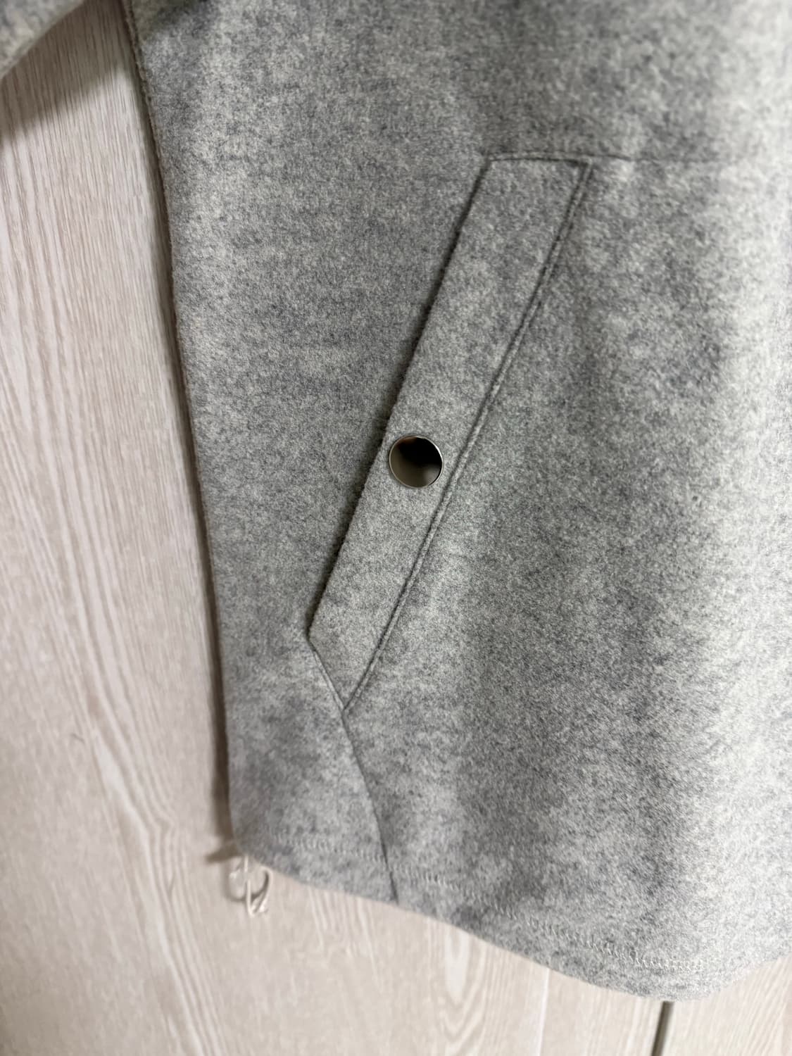 질스튜어트뉴욕 부클 긴팔 티셔츠 새상품 상품이미지3