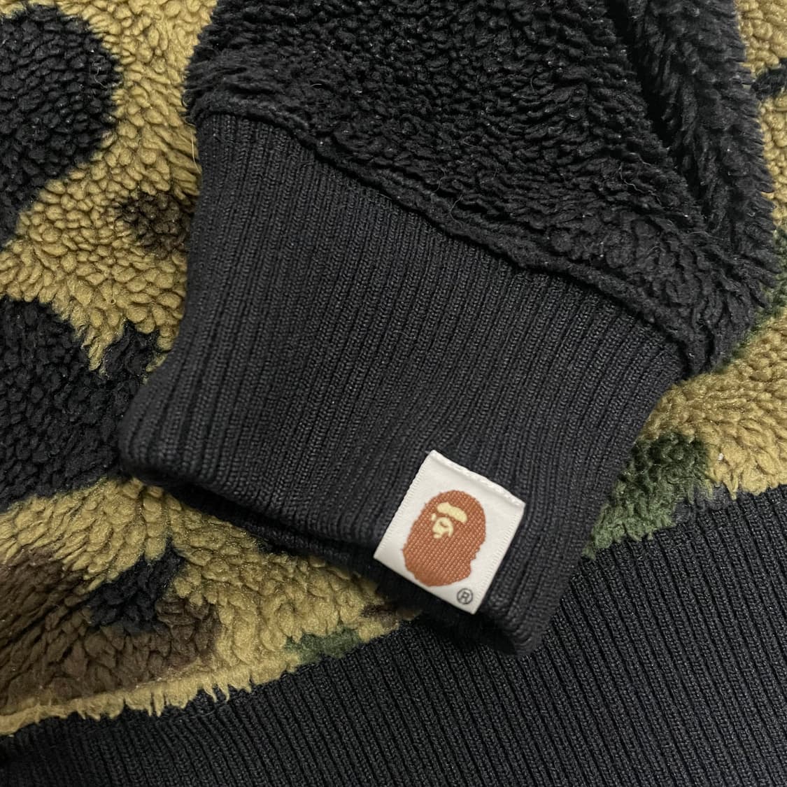 XS) 베이프 녹계 후리스 뽀글이 후드 집업 상품이미지3