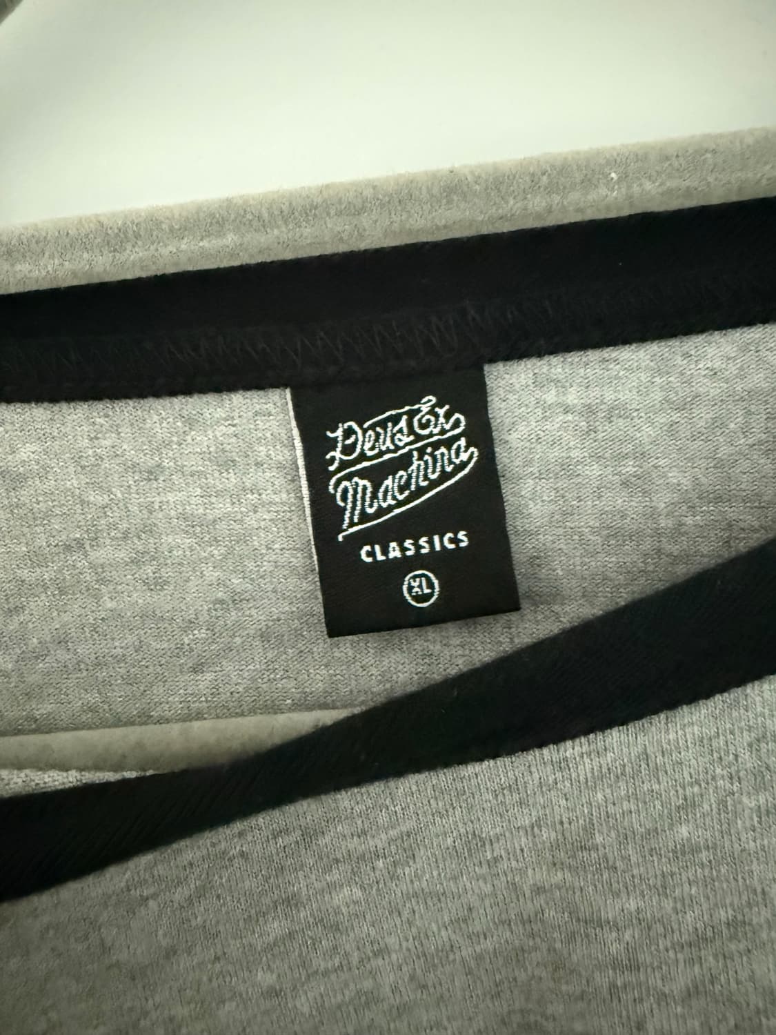 데우스엑스마키나_부산(Busan)단독 티셔츠 상품이미지4