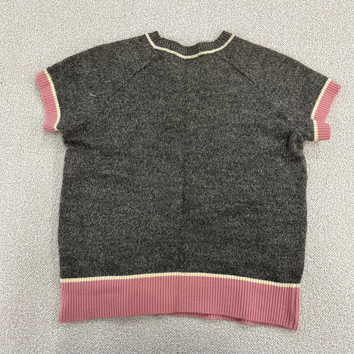 2 블랙앤화이트 여성 울 반팔 니트 0224M 상품이미지4