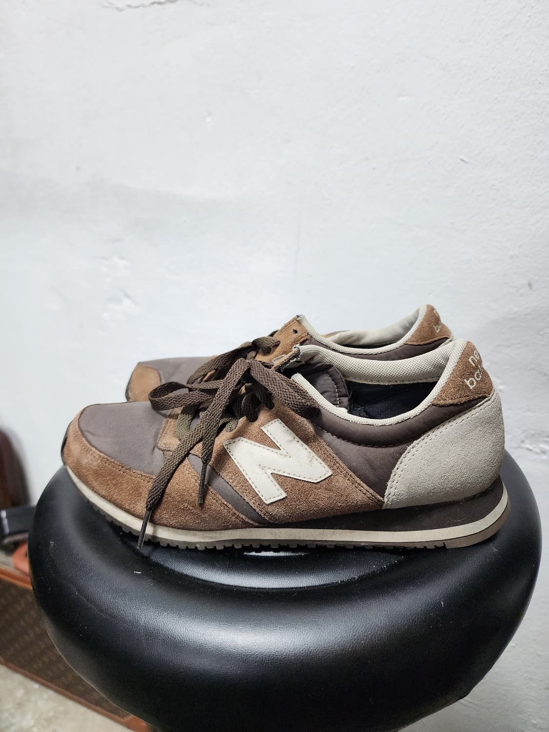 뉴발란스 브라운 스웨이드 운동화 상품이미지2