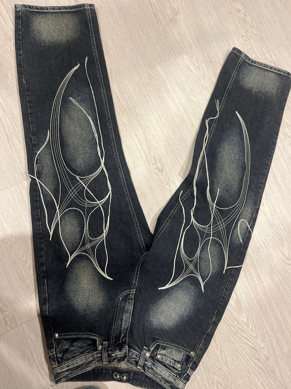 1)Thug Club 트라이벌 트리 데님 팬츠 블루 상품이미지3