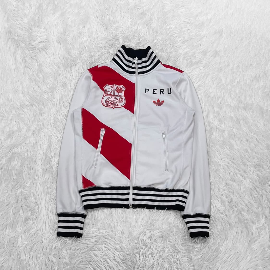 아디다스 페루 트랙탑 져지 화이트 상품이미지2