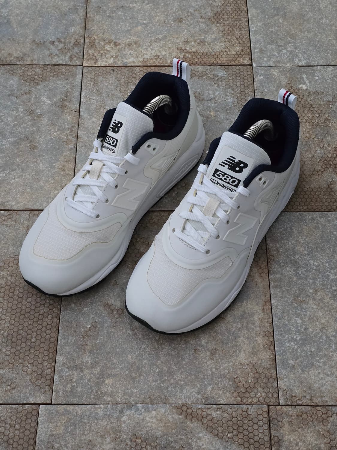 (225)뉴발란스 580 화이트  상품이미지1