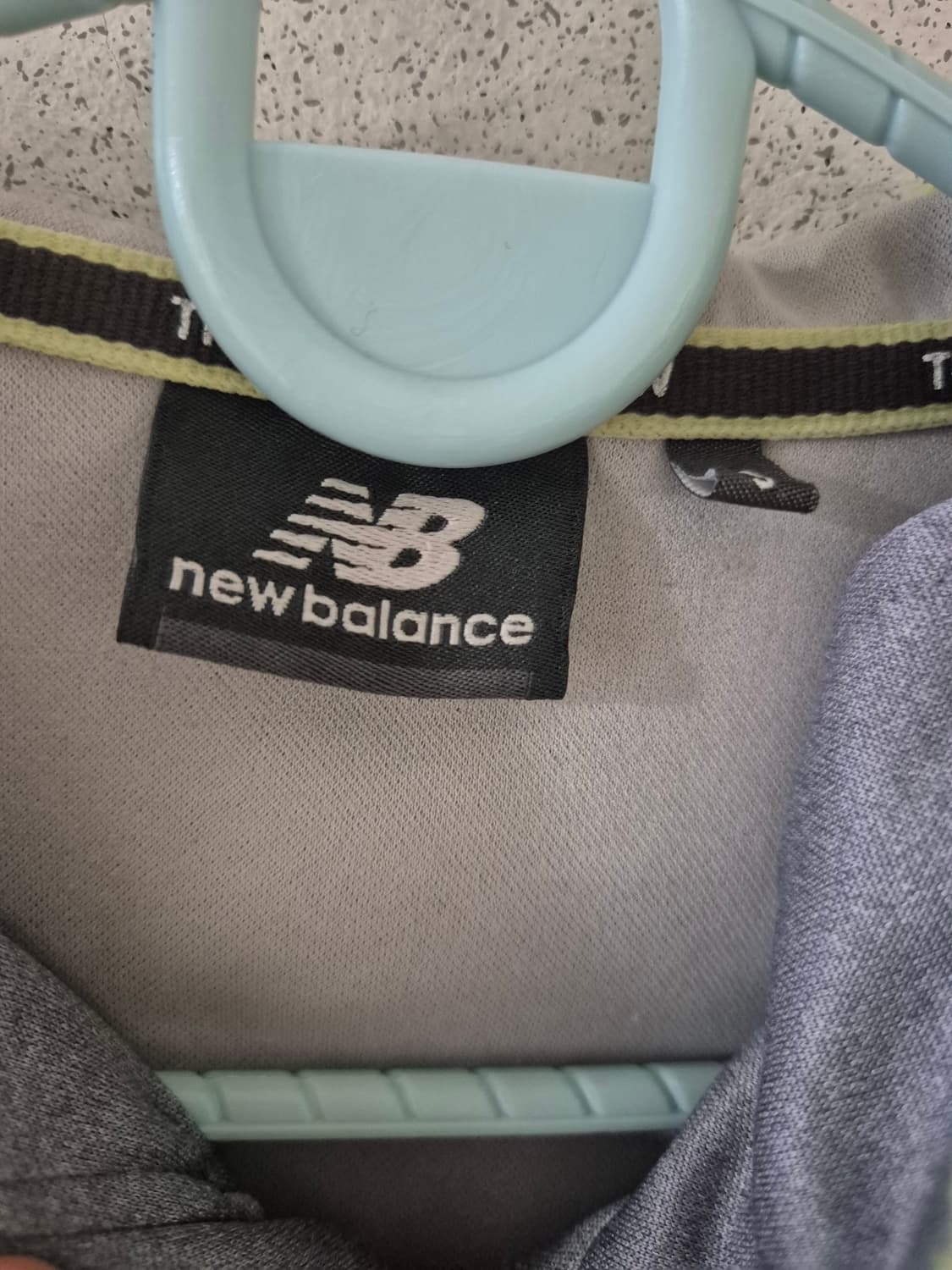 [90]뉴발란스 빈티지 트레이닝 후드자켓 Women 상품이미지4