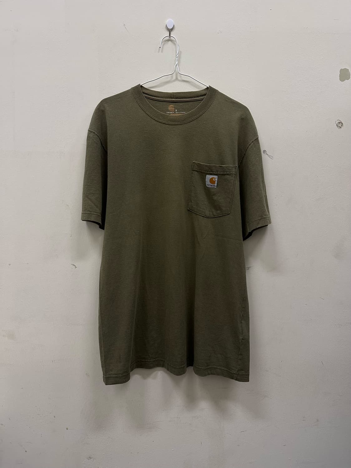 칼하트 올리브 카키 포켓 반팔 상품이미지1