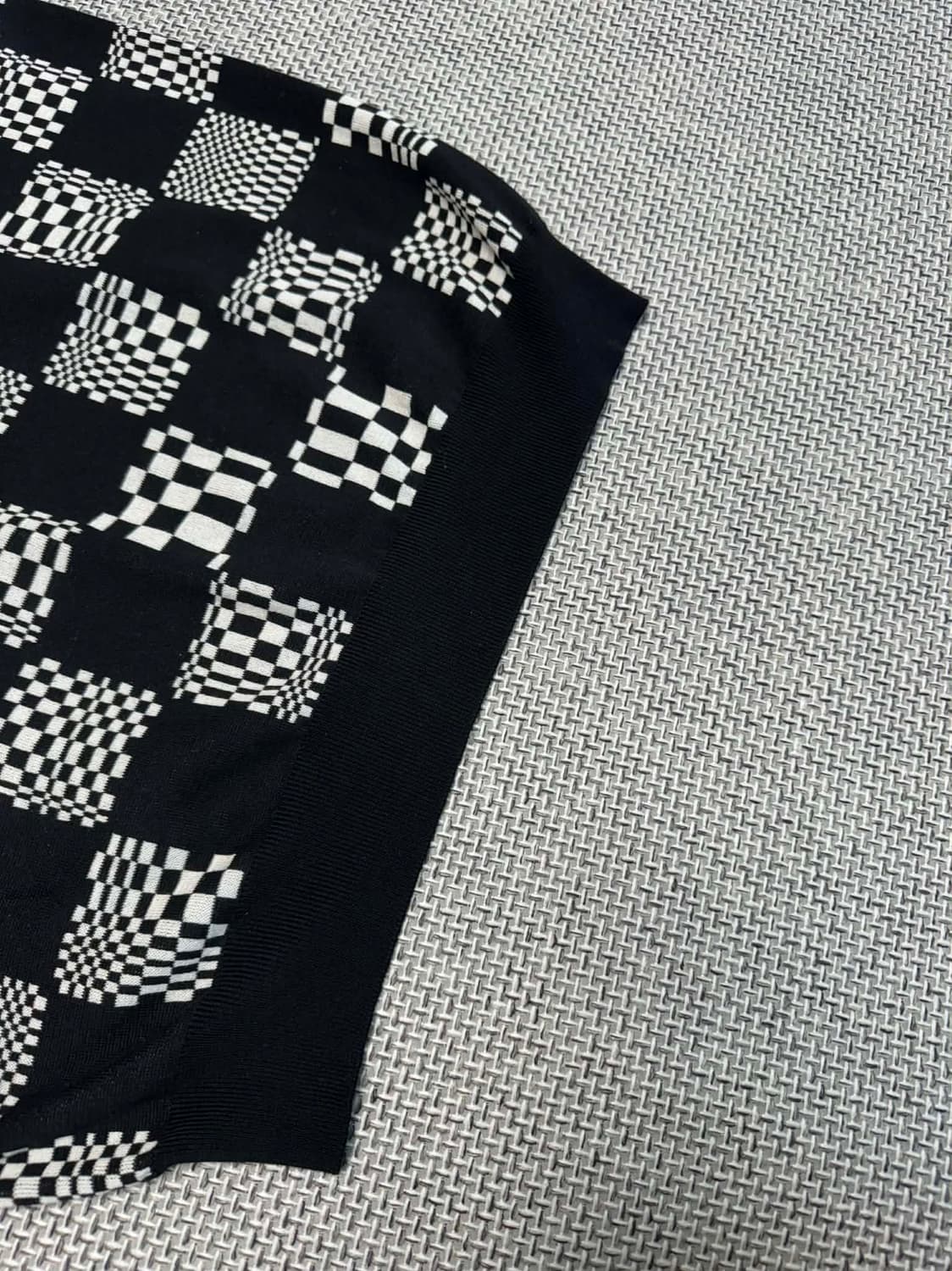 루이비통 다미에 크루넥 체크 니트 상품이미지2