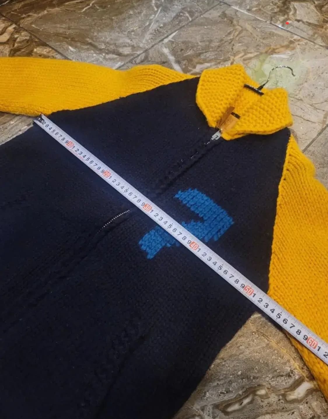 스투시 X 캐나디안 스웨터 컴퍼니 샤넬로고 코위찬 상품이미지6