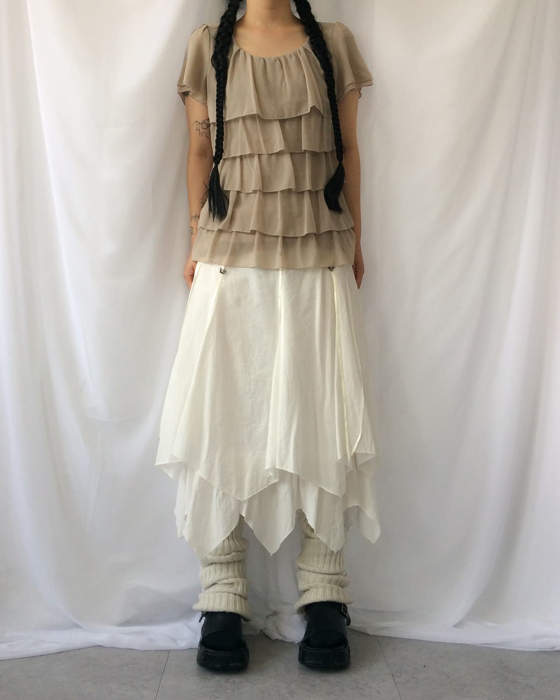 Layer point blouse 상품이미지1