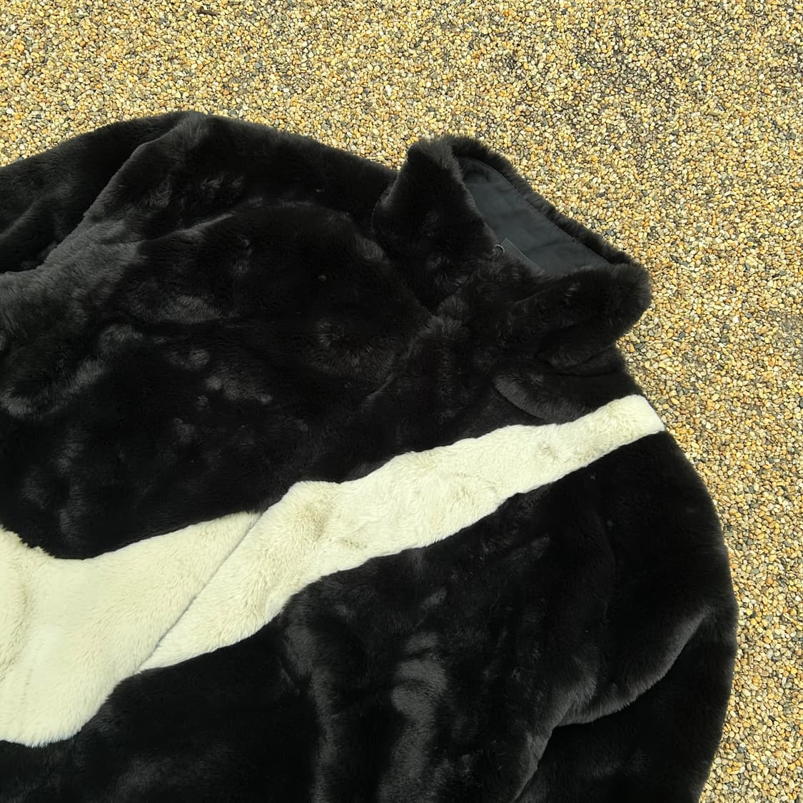 나이키(NIKE) NSW 블랙 퍼 자켓 상품이미지2