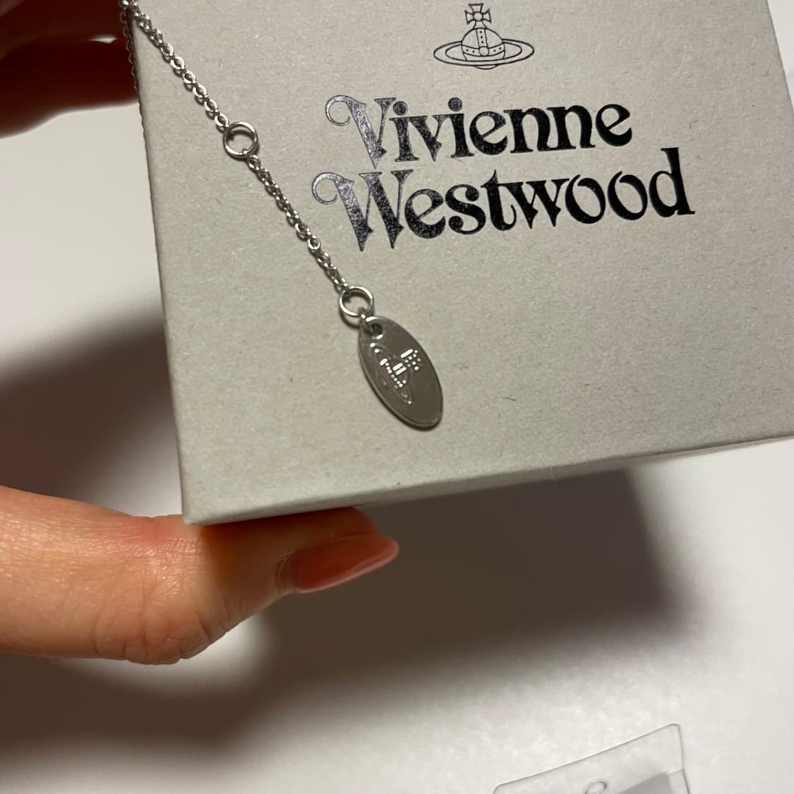 비비안웨스트우드 런던오브 펜던트 목걸이 상품이미지3