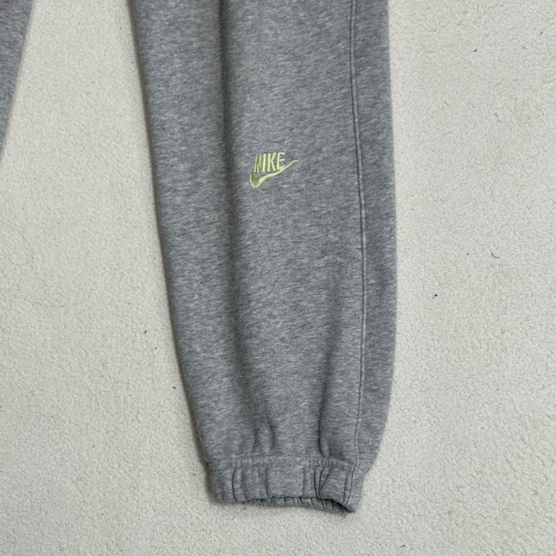 NIKE 스포츠웨어 에센셜 프렌치 테리팬츠 L 상품이미지2