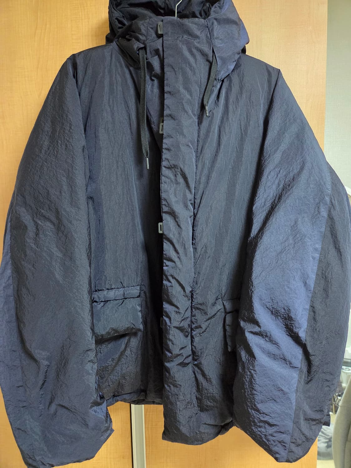 [4]테아토라 패딩 수베니어 헌터s/l  메탈릭네이비 상품이미지3