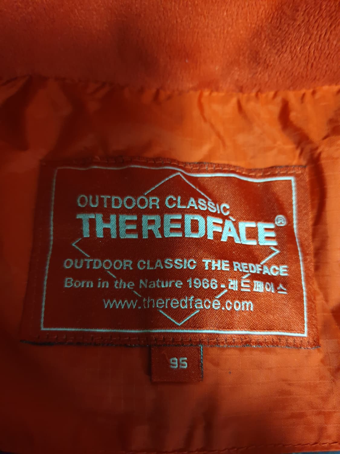 더레드페이스 아웃도어 클래식 콘트라 아이린 구스다운 패딩 (95) 상품이미지4
