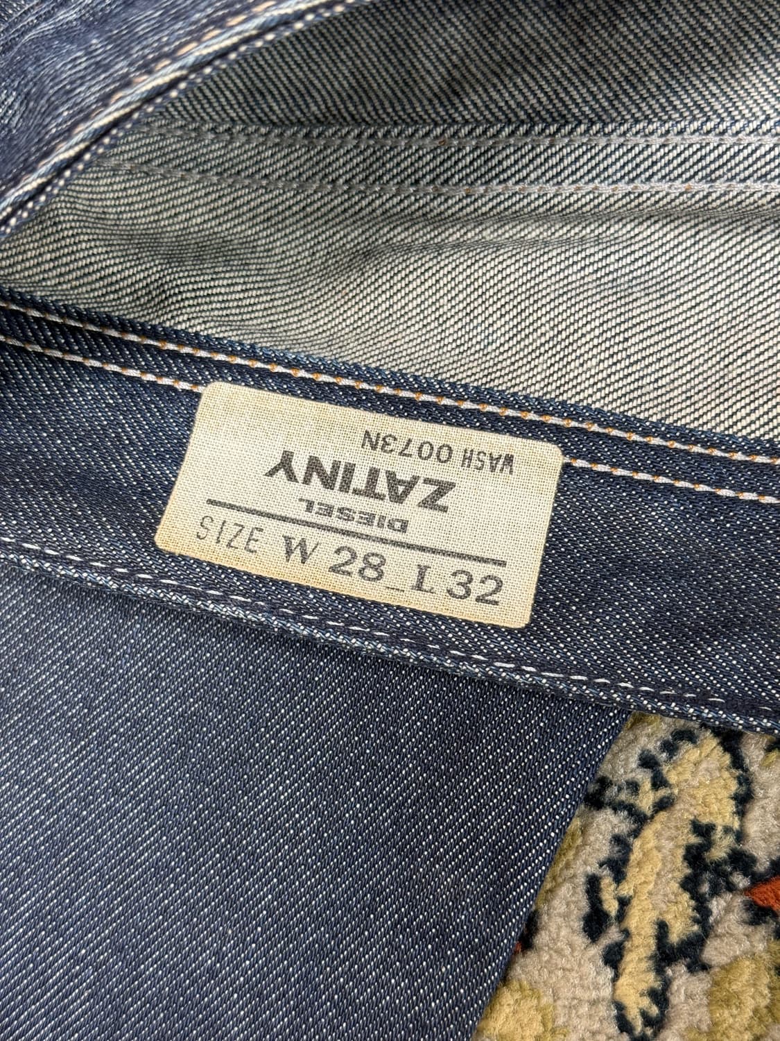 디젤 자티니 0073N 부츠컷 플레어진 데님팬츠 28x32 상품이미지5