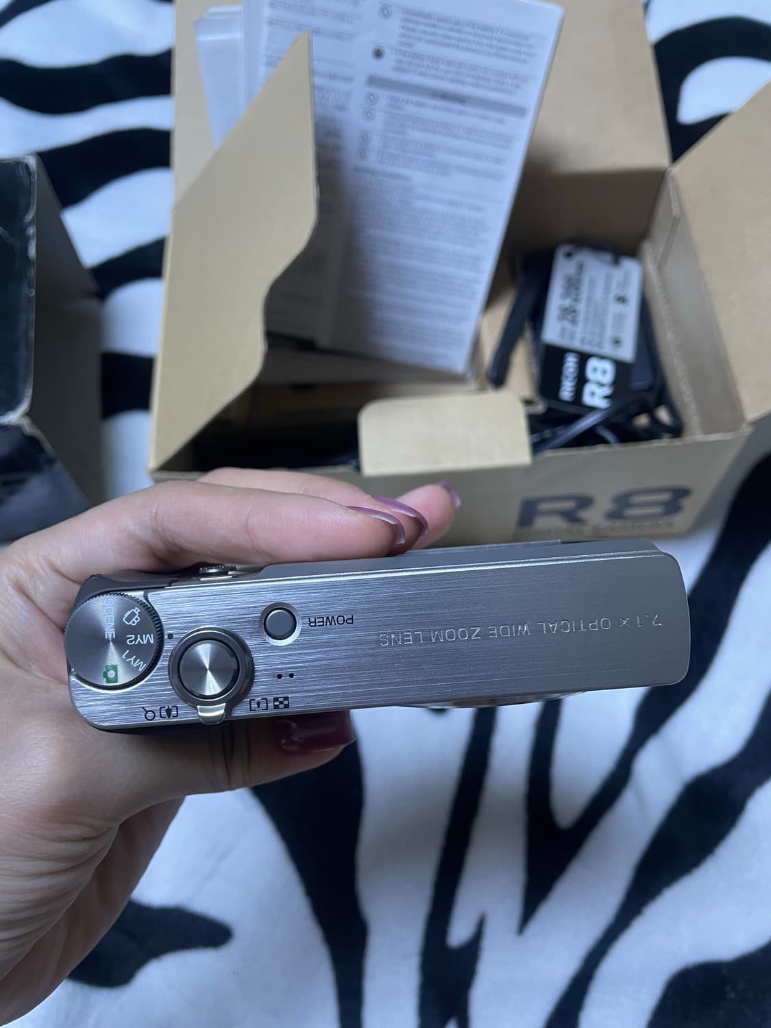 리코 r8 풀박스 ricoh r8 장원영디카 상품이미지2