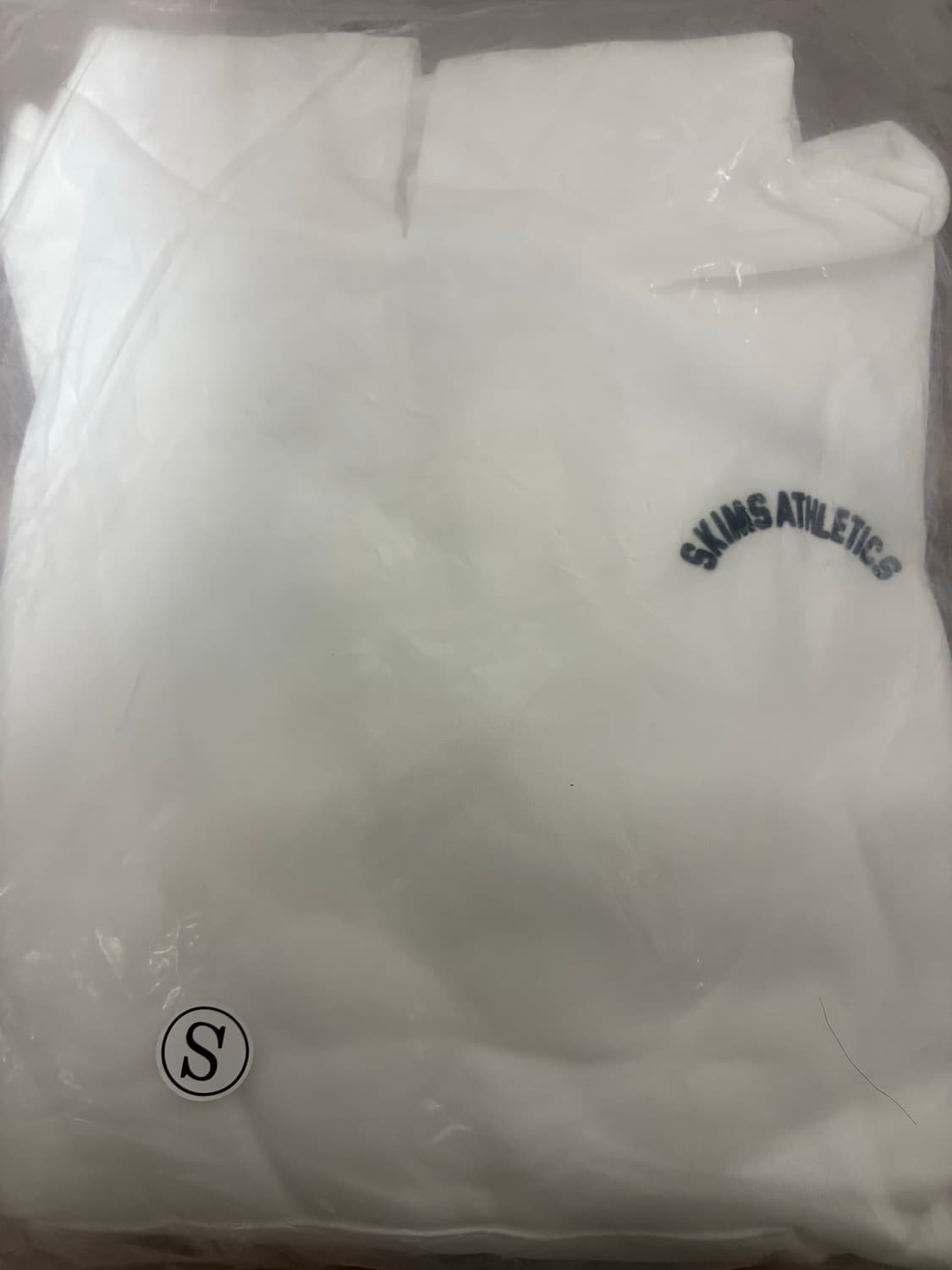 스킴스 로고 오버핏 크롭 후드티 - 화이트  상품이미지3