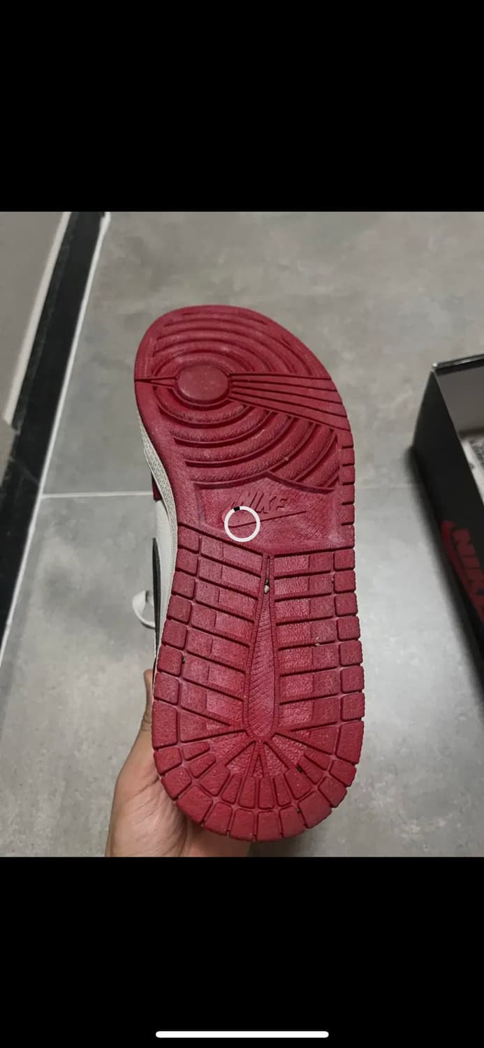 나이키 에어조던1  로스트파운드 2022 상품이미지9