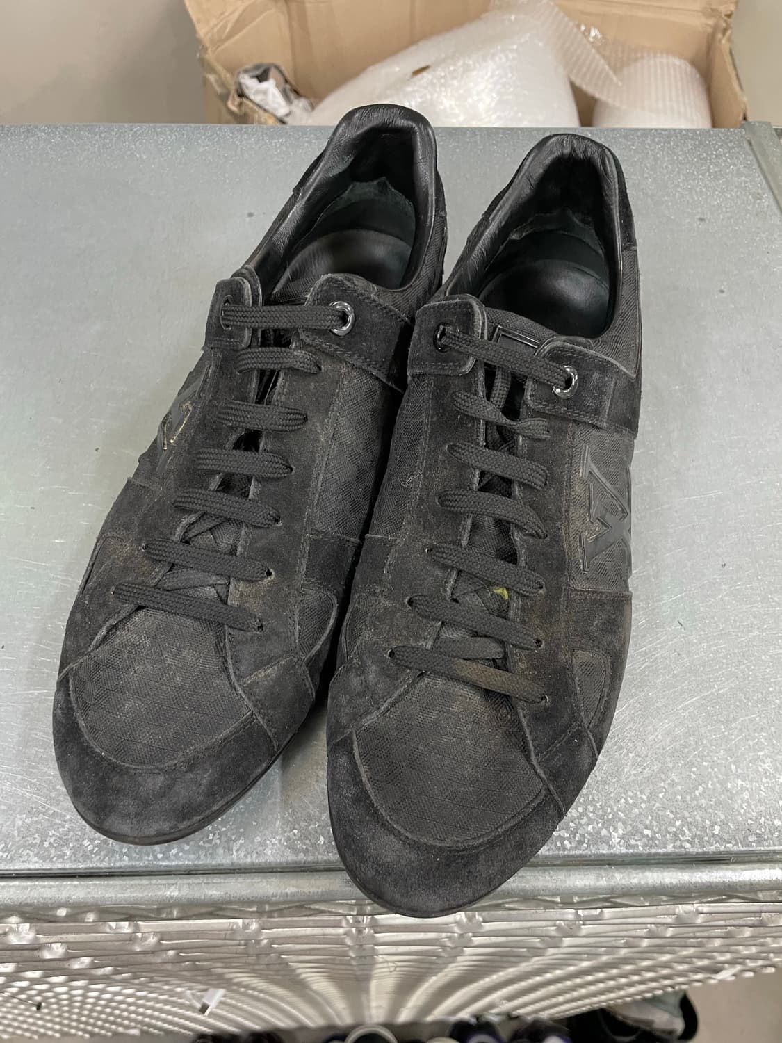 루이비통 스웨이드 스니커즈 블랙 7 (gr-4701) 상품이미지2