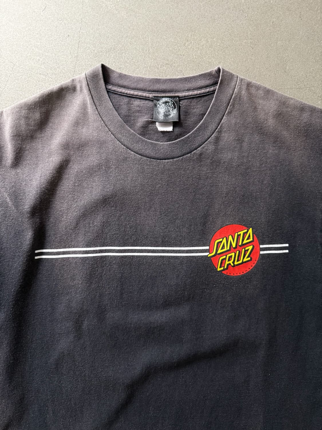 Vintage Faded SANTA CRUZ Tee 상품이미지2