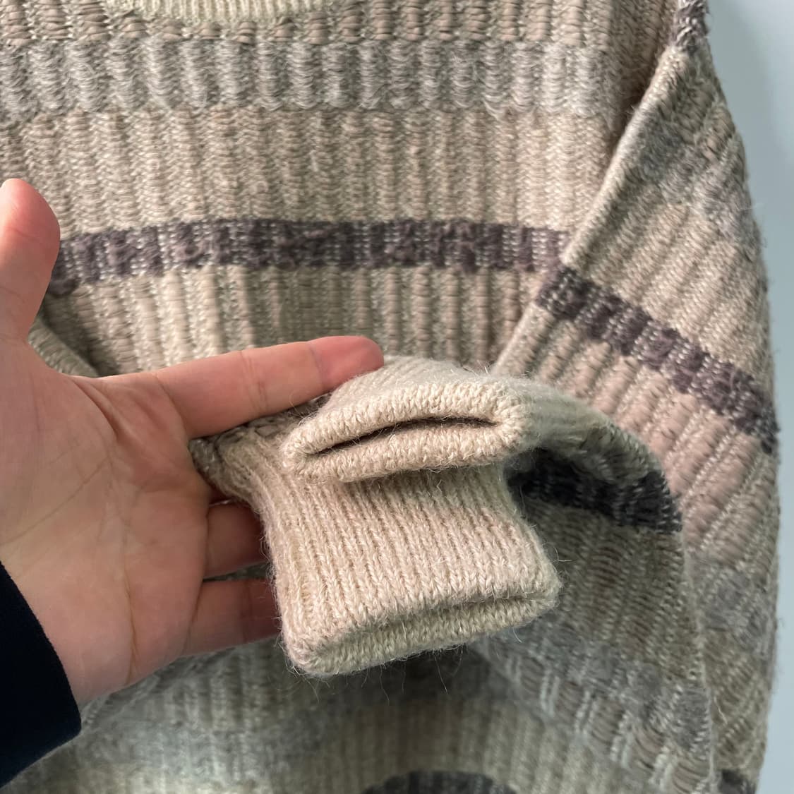 이세이미야케 울 라운드 니트 상품이미지6