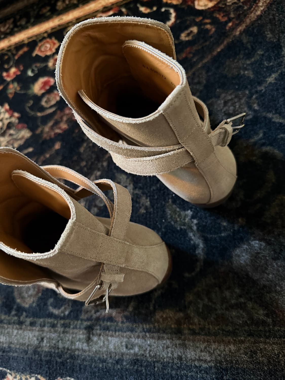 정품 생로랑 스웨이드 부츠  상품이미지4