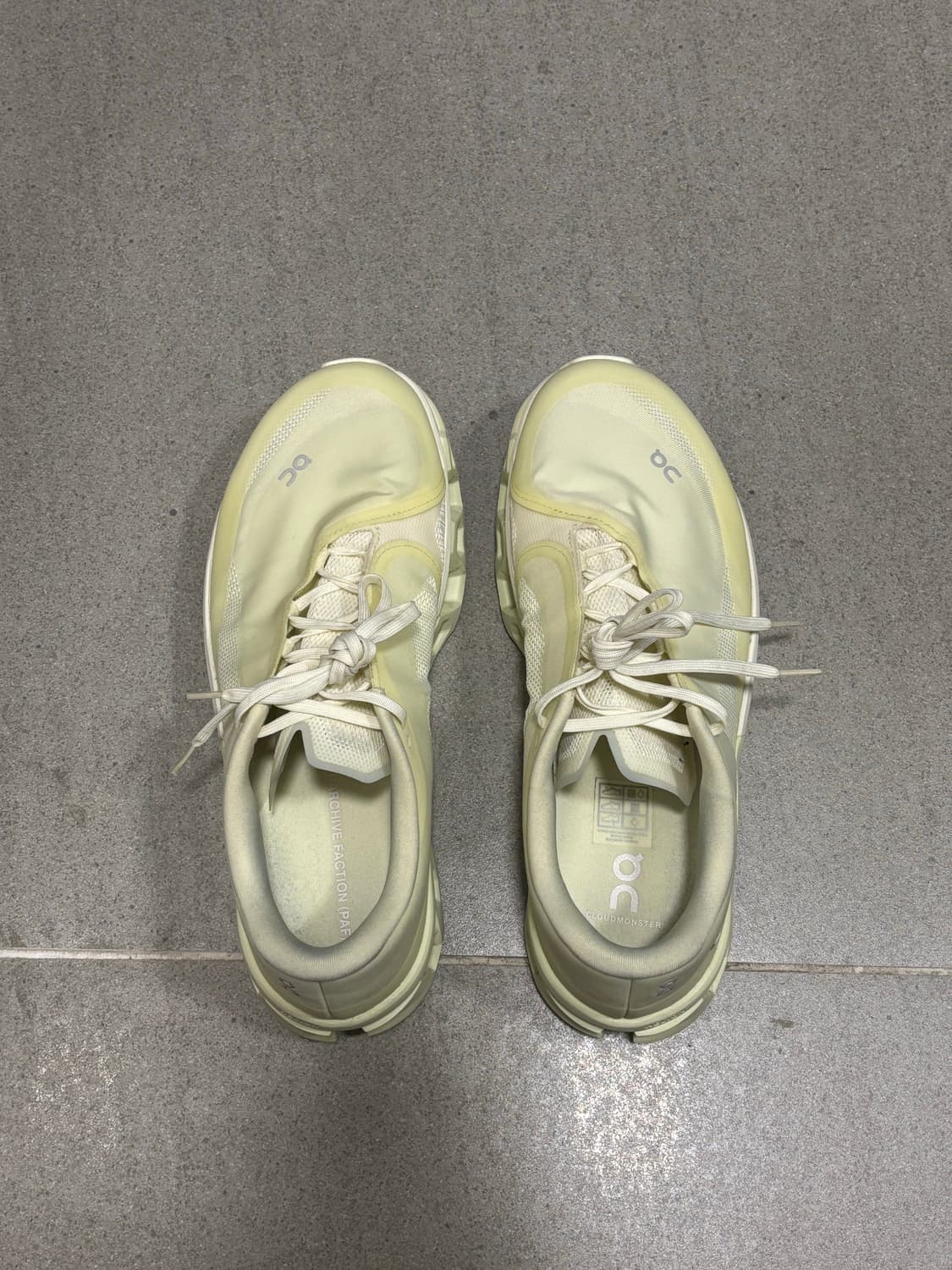 온러닝 파프 클라우드몬스터 2 시들링 화이트 상품이미지2