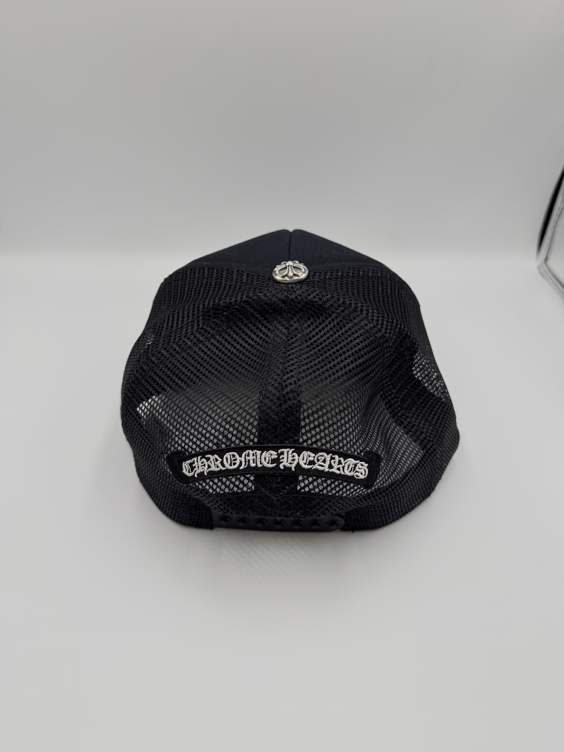 크롬하츠 트러커 메시 캡 레더패치 화이트 상품이미지3