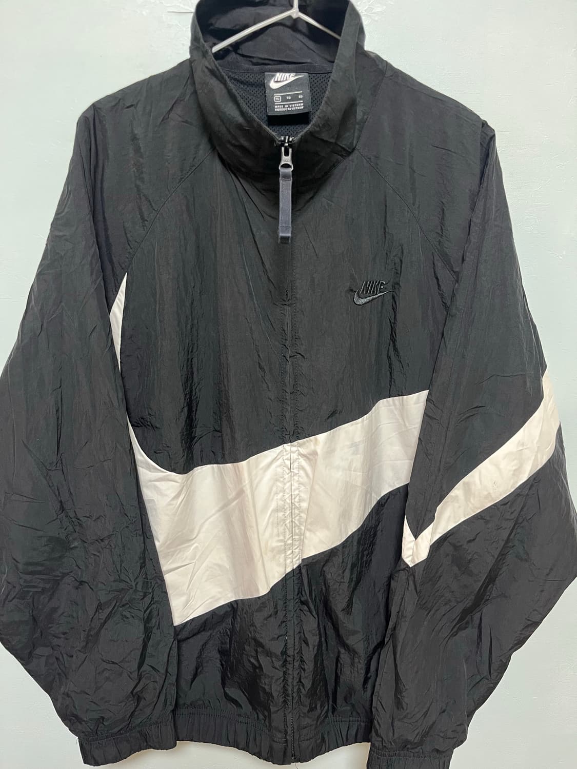 나이키 스우시 바람막이 블랙/화이트 상품이미지1