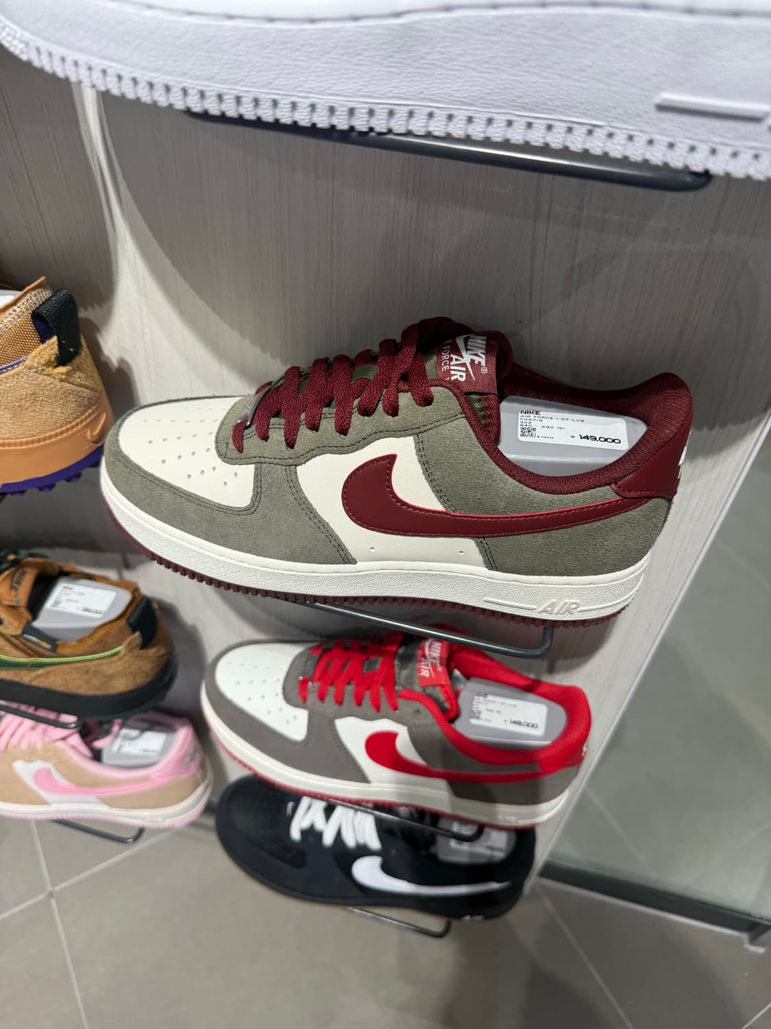 나이키 에어 포스 1 '07 LV8 FQ8714 사이즈 240 상품이미지3