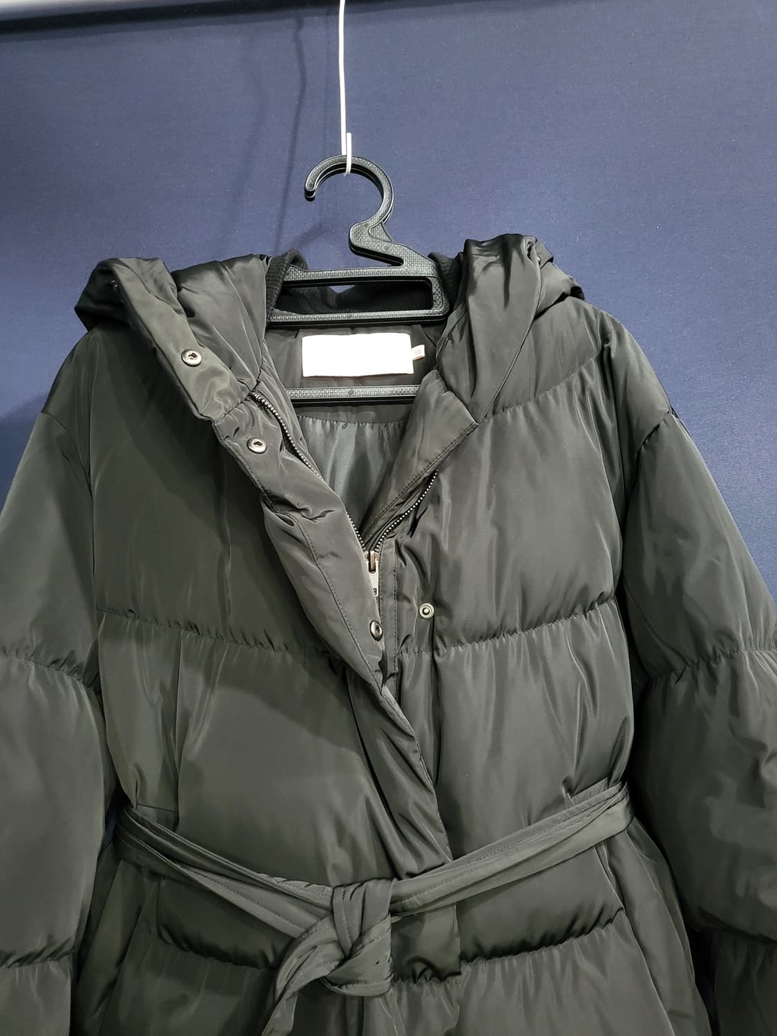 구스다운 벨티드 패딩 상품이미지2