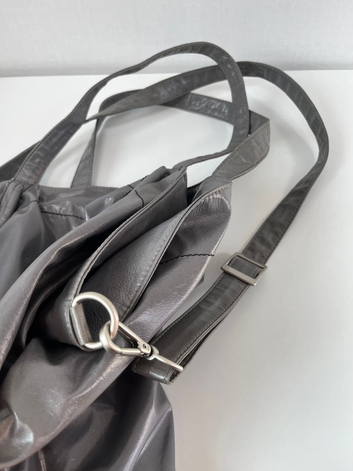 마뗑킴 빅 쇼퍼백 그레이 상품이미지4