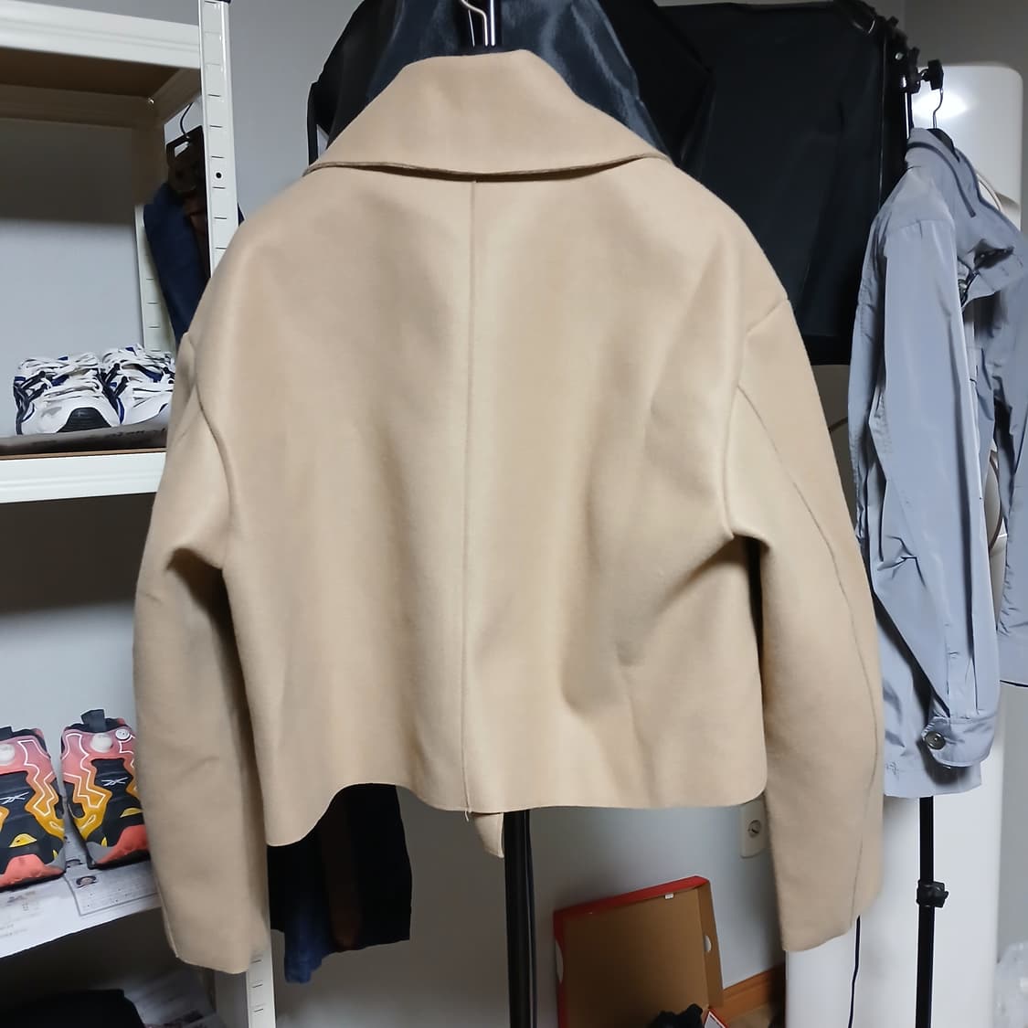 택붙은 미사용품 플라스틱아일랜드 크롭 코트 자켓 모직 상품이미지4