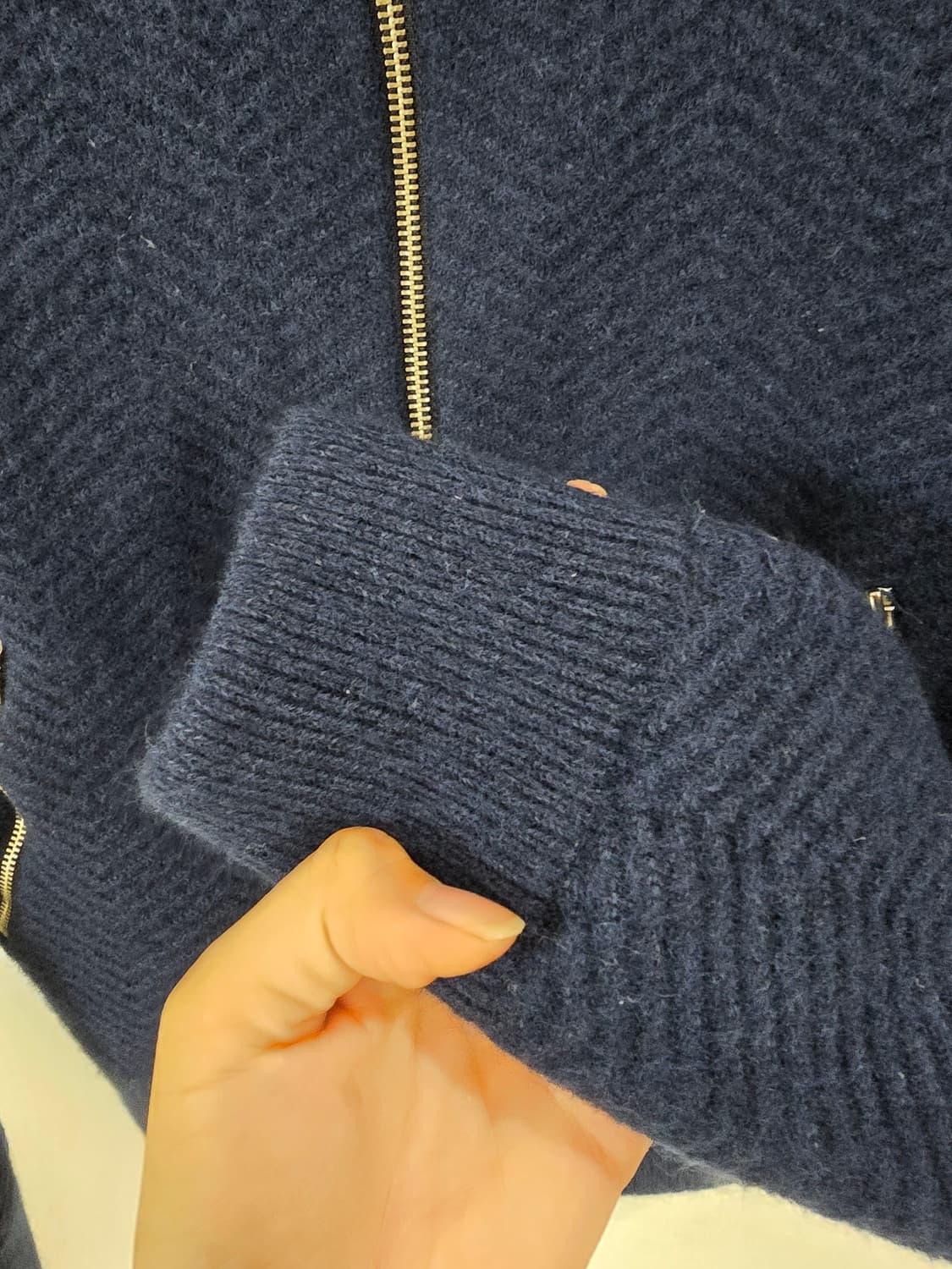 라코스테 헤링본 도톰 울혼방 니트 집업 가디건 상품이미지5