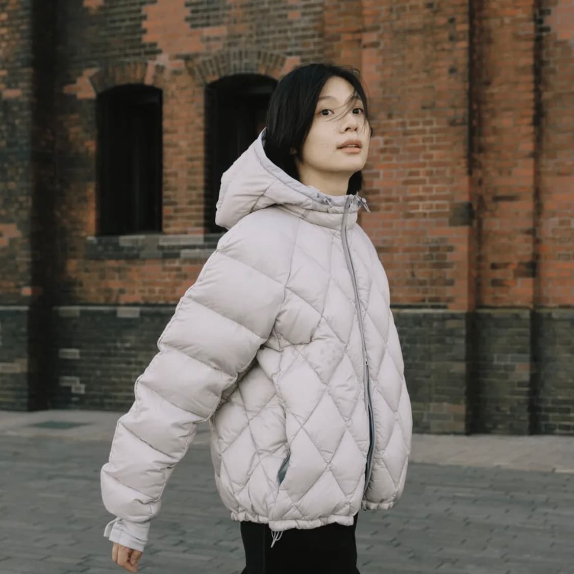 오헤시오 다이아몬드 퀄티드 덕다운 패딩 상품이미지2