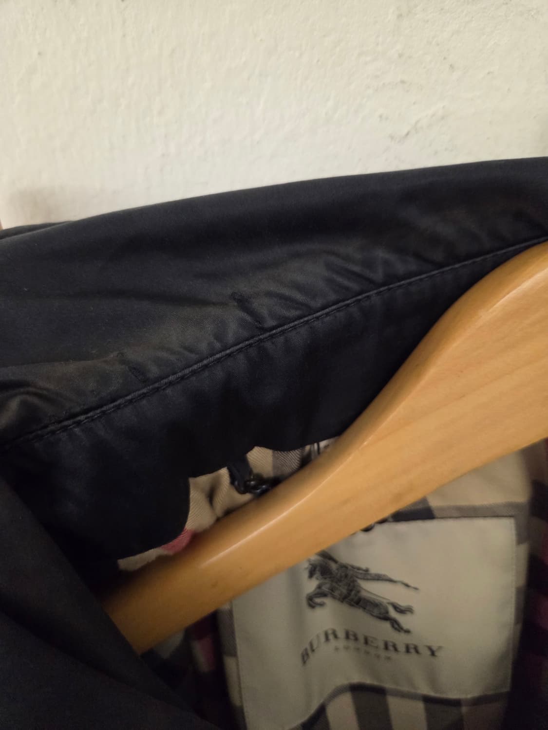 버버리 싱글코트 상품이미지3