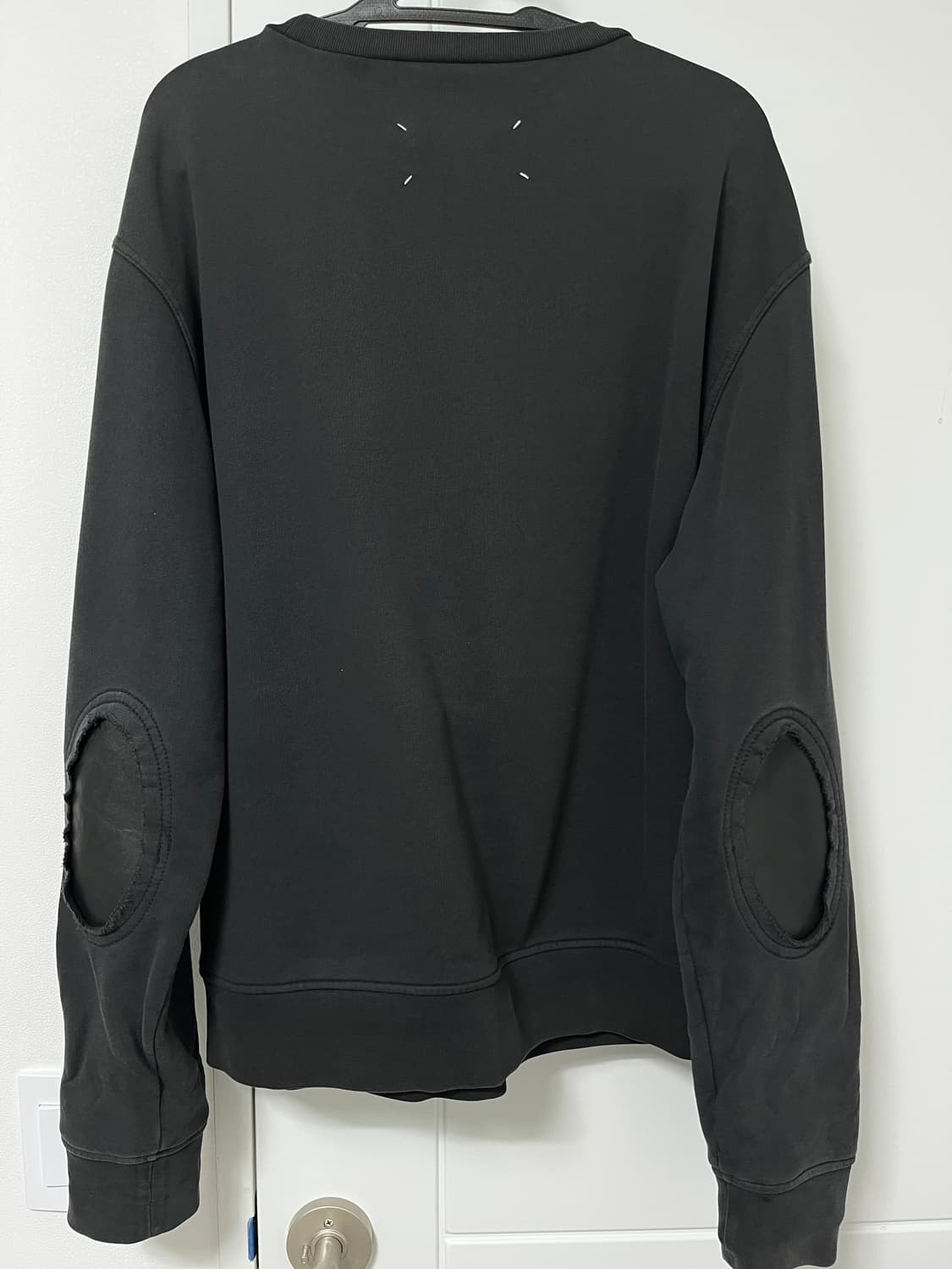 마르지엘라 엘보우 패치 맨투맨 싸게 팝니다! 상품이미지2