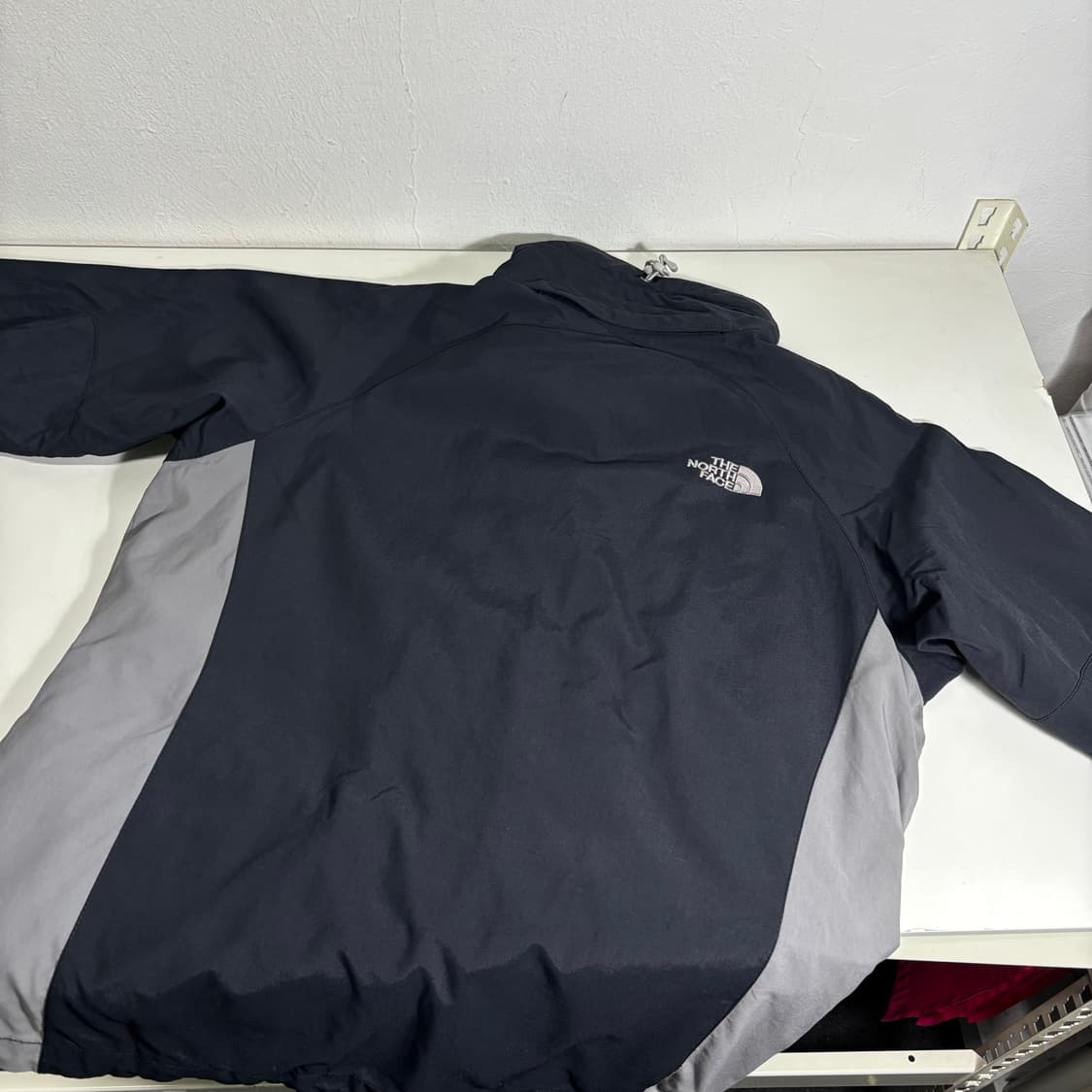 100 L 노스페이스 검회 밑단고무줄 나일론 하이벤트 바람막이 상품이미지3