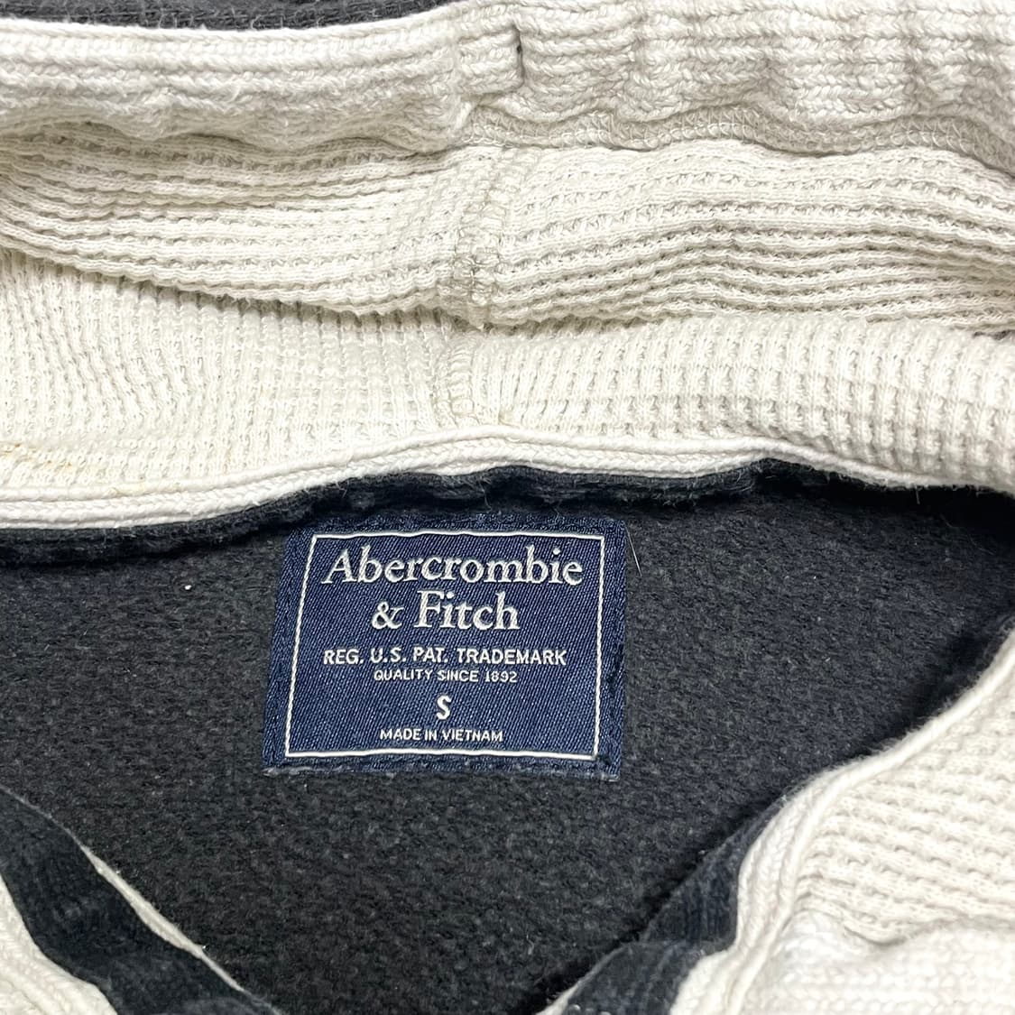 아베크롬비 사슴로고 먹색 기모 후드집업 남성S 상품이미지4