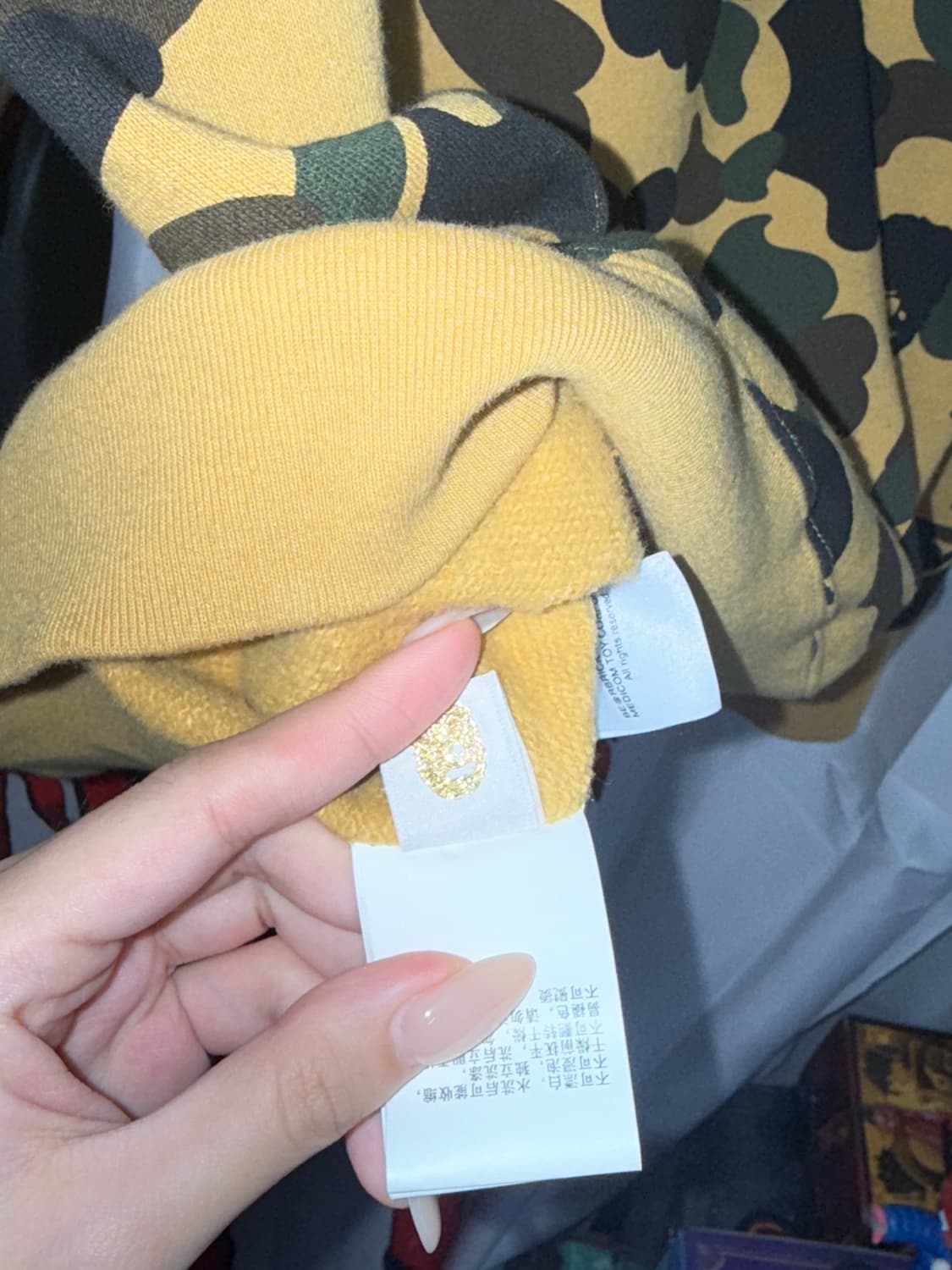 베이프 베어브릭 콜라보 황계 샤크 후드집업 L 상품이미지6