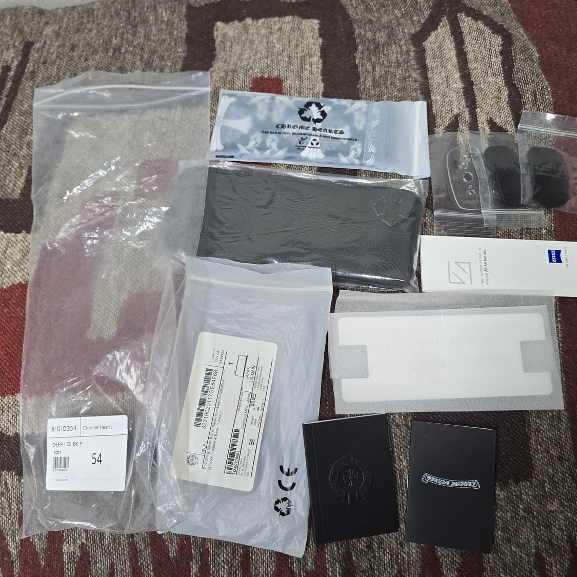 크롬하츠 딥1 샤이닝 실버 블랙 54사이즈 상품이미지3