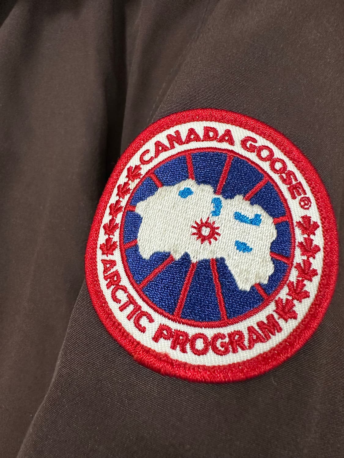 캐나다구스 브라운 여성 패딩 상품이미지4