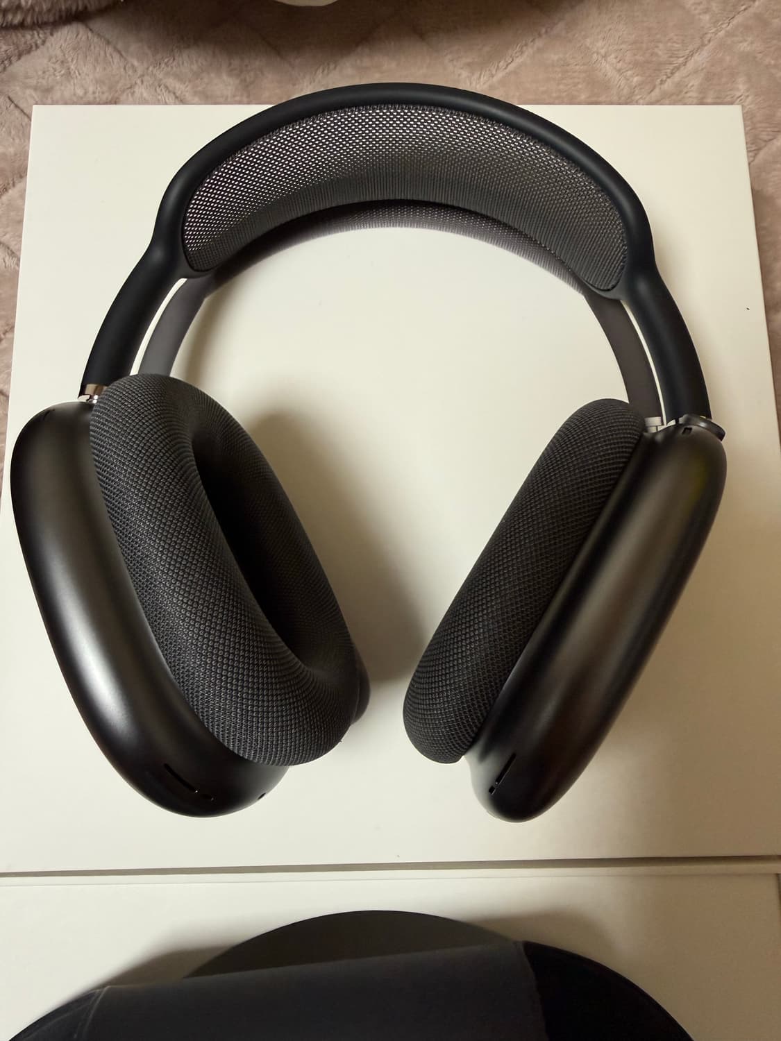 에어팟 맥스 스페이스 그레이 8핀 상품이미지3