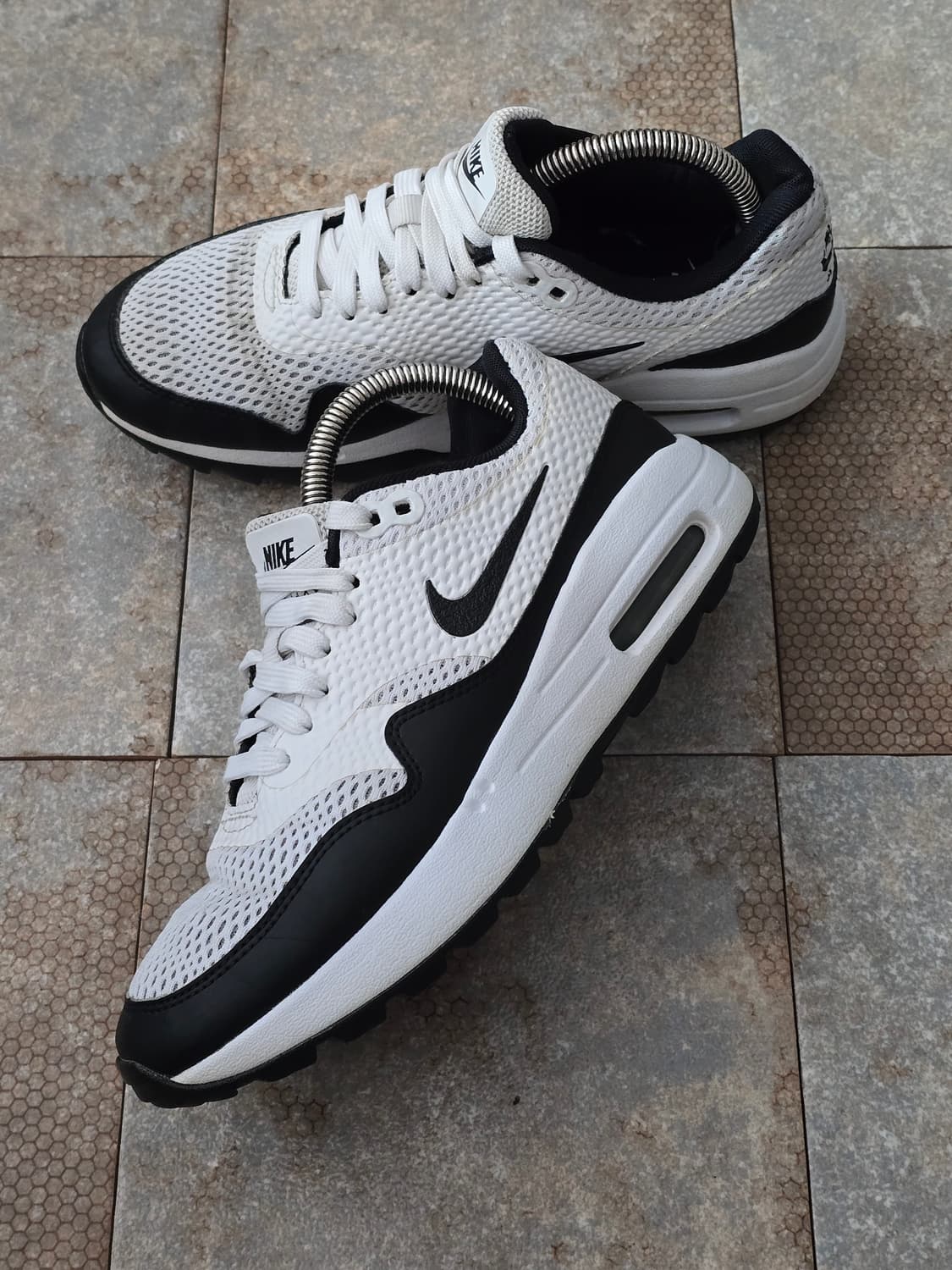 (235)나이키 에어맥스 1 g 흰검  상품이미지4