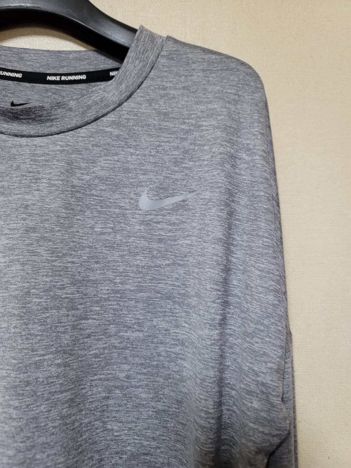 나이키 런닝 엘리먼트 탑 상품이미지3