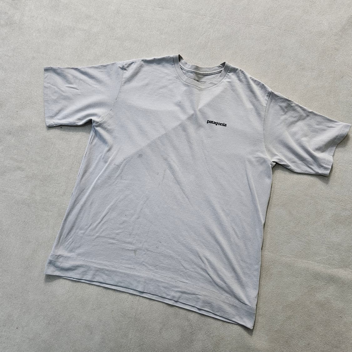 L 파타고니아 스몰로고 반팔티(얼룩) 0409Y 상품이미지1