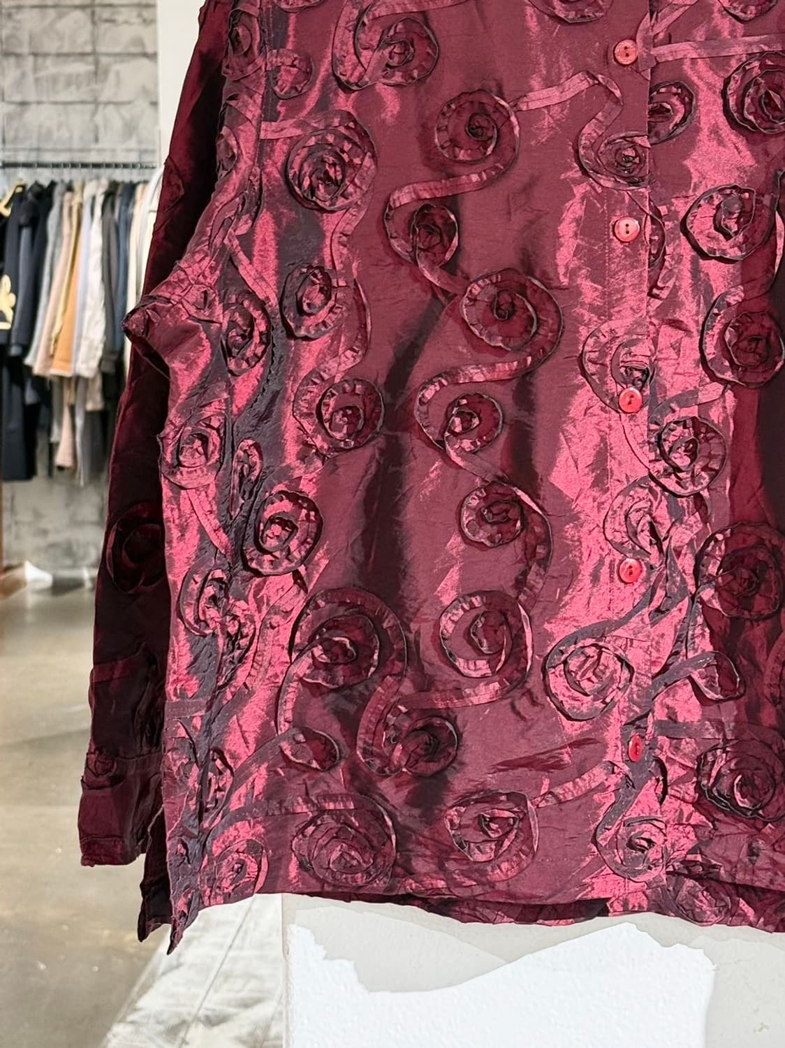 스콧 테일러 버건디 로제트 트림 셔츠 상품이미지4