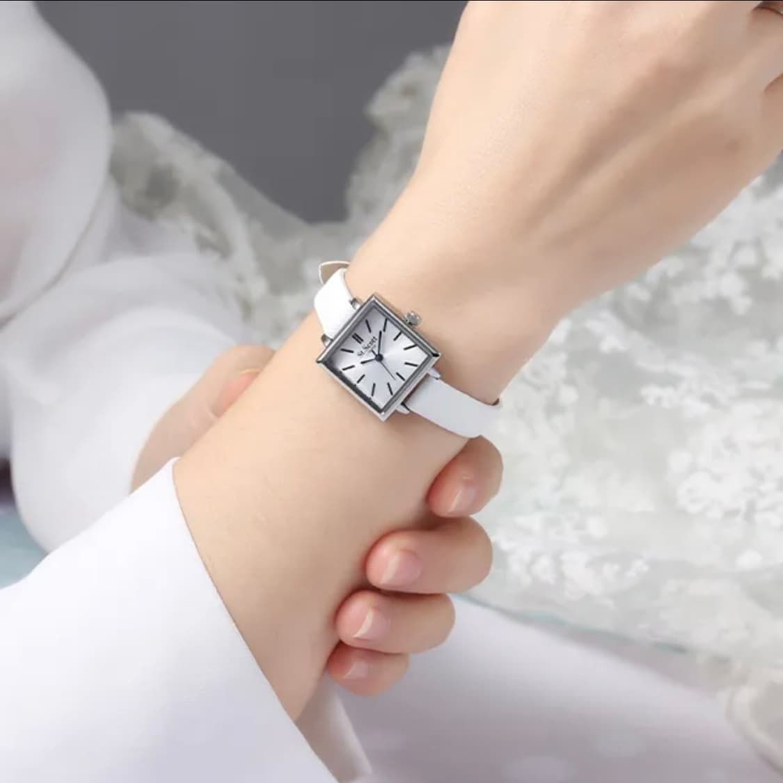 세인트스코트 솜니움 레더 워치 실버화이트 상품이미지2