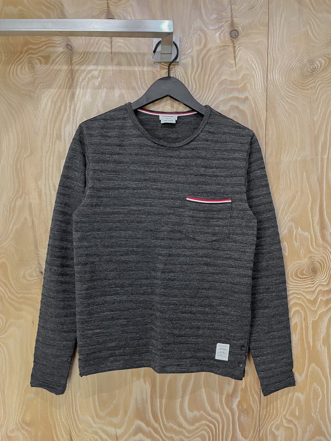 톰 브라운 스트라이프 포켓 울 롱슬리브 상품이미지2